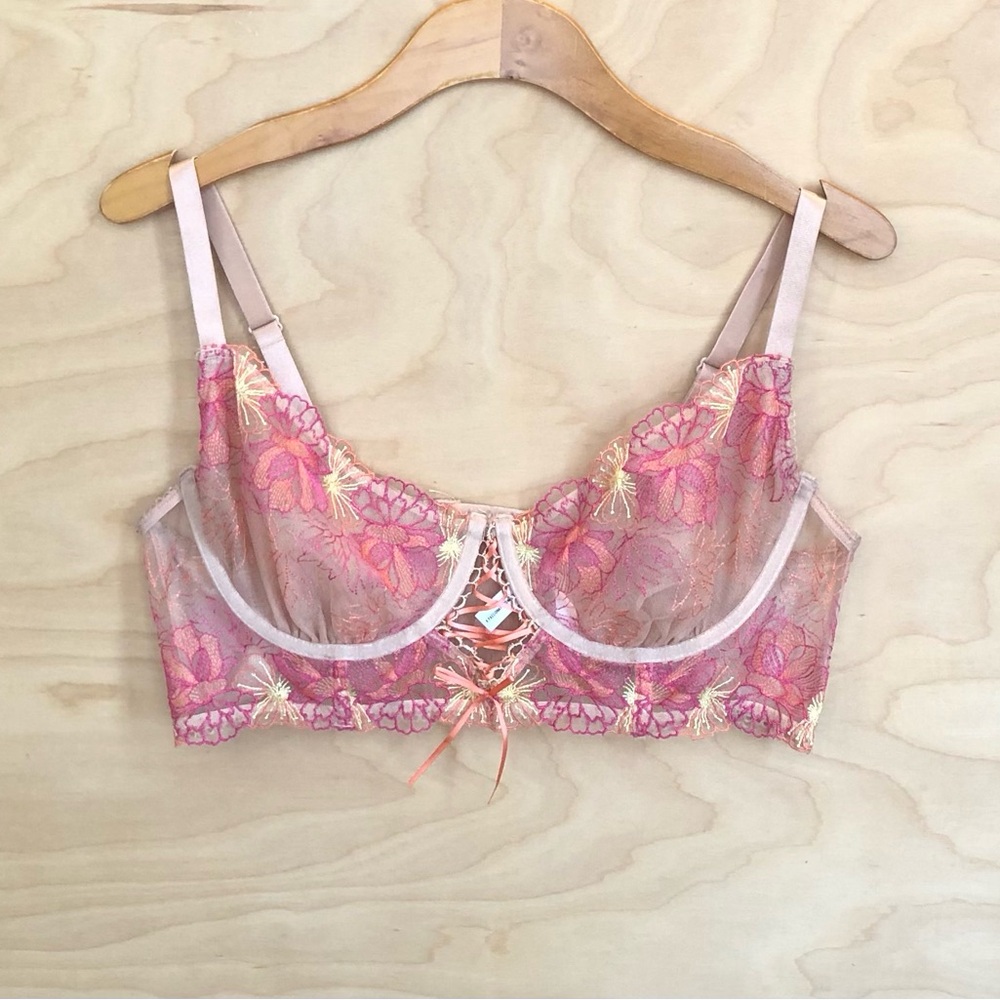 Torrid Curves Sheer Floral Lace Underwire Bralette Bra Pink Beige Womens Sz 0.